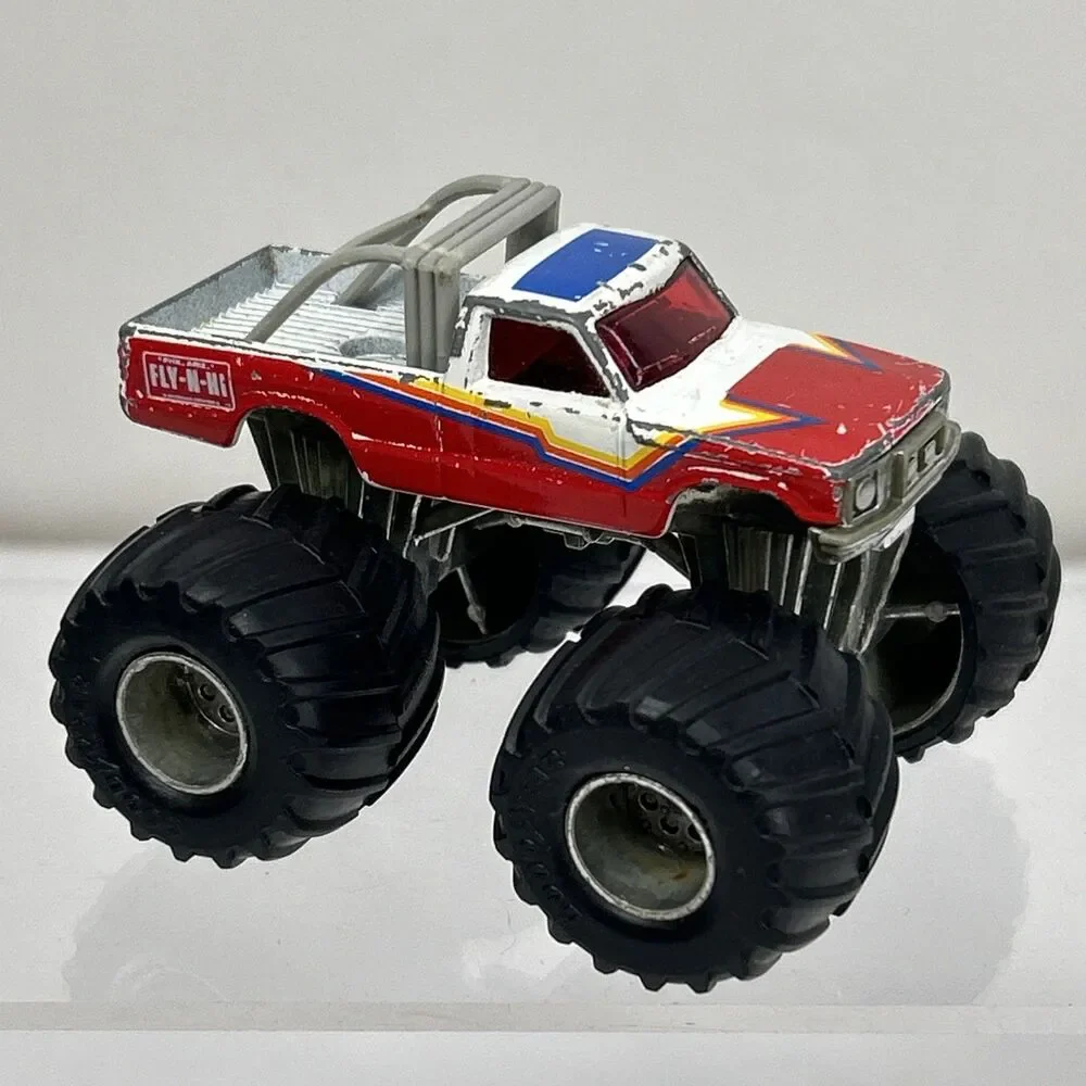 Vintage 1985 Matchbox Super Chargers Monster Truck 4x4 FLY-N-HI